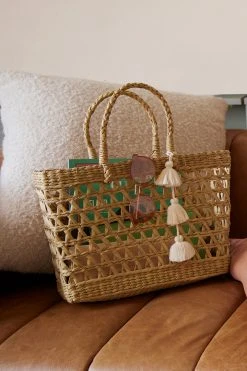 Velvet By Graham & Spencer Womens FREEDOM WOVEN STRAW TASSEL TOTE