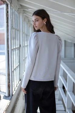 Velvet By Graham & Spencer Womens PEGGY PUFF SLEEVE SWEATSHIRT 21 Velvet By Graham & Spencer Womens PEGGY PUFF SLEEVE SWEATSHIRT