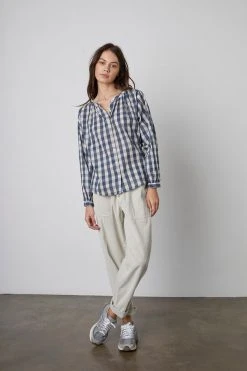 Velvet By Graham & Spencer SHIREEN PRINTED GINGHAM BUTTON-UP BLOUSE 18 Velvet By Graham & Spencer SHIREEN PRINTED GINGHAM BUTTON-UP BLOUSE