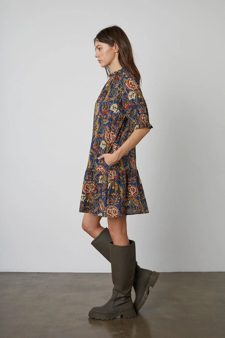 Velvet By Graham & Spencer TORY PRINTED DRESS 6 Velvet By Graham & Spencer TORY PRINTED DRESS