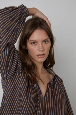 Velvet By Graham & Spencer Womens TRUDIE STRIPED TOP 12 Velvet By Graham & Spencer Womens TRUDIE STRIPED TOP