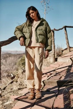 Velvet By Graham & Spencer RAYLIN CROPPED PUFFER JACKET Womens 18 Velvet By Graham & Spencer RAYLIN CROPPED PUFFER JACKET Womens