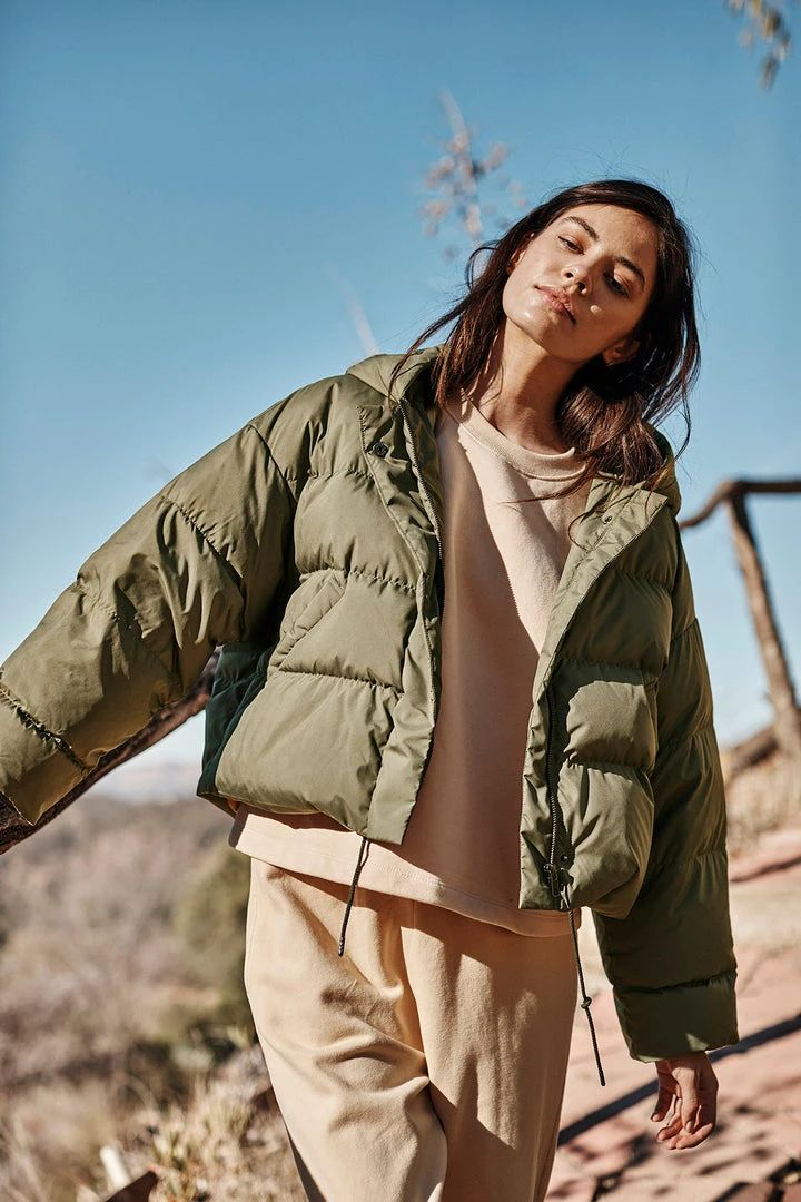 Velvet By Graham & Spencer RAYLIN CROPPED PUFFER JACKET Womens 10 Velvet By Graham & Spencer RAYLIN CROPPED PUFFER JACKET Womens