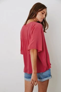 Velvet By Graham & Spencer Womens JAYCEE SPLIT NECK BLOUSE
