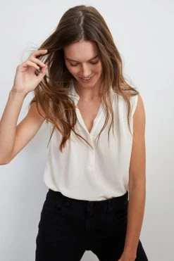 Velvet By Graham & Spencer RAVIN SLEEVELESS BLOUSE Womens