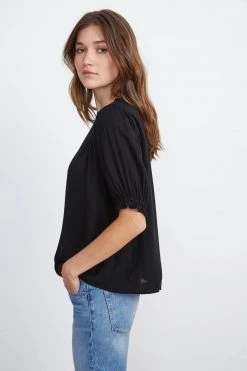 Velvet By Graham & Spencer Womens TRIXIE RUFFLED BLOUSE