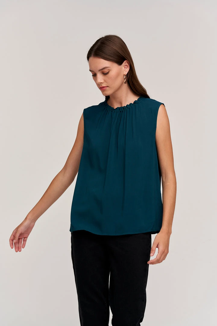 Velvet By Graham & Spencer WENNA SLEEVELESS BLOUSE 12 Velvet By Graham & Spencer WENNA SLEEVELESS BLOUSE