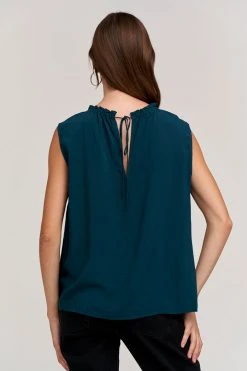 Velvet By Graham & Spencer WENNA SLEEVELESS BLOUSE 24 Velvet By Graham & Spencer WENNA SLEEVELESS BLOUSE