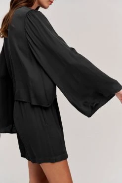 Velvet By Graham & Spencer Womens MAE BELL SLEEVE BLOUSE 31 Velvet By Graham & Spencer Womens MAE BELL SLEEVE BLOUSE