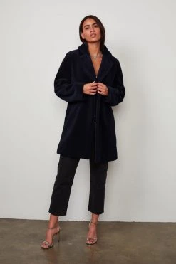 Velvet By Graham & Spencer TRISHELLE LUX SHERPA OVERSIZED COAT Womens
