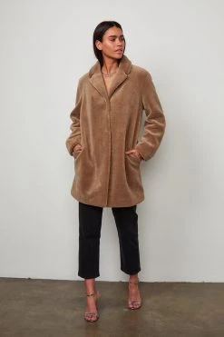 Velvet By Graham & Spencer TRISHELLE LUX SHERPA OVERSIZED COAT Womens 19 Velvet By Graham & Spencer TRISHELLE LUX SHERPA OVERSIZED COAT Womens