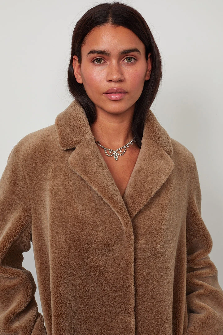 Velvet By Graham & Spencer TRISHELLE LUX SHERPA OVERSIZED COAT Womens 12 Velvet By Graham & Spencer TRISHELLE LUX SHERPA OVERSIZED COAT Womens