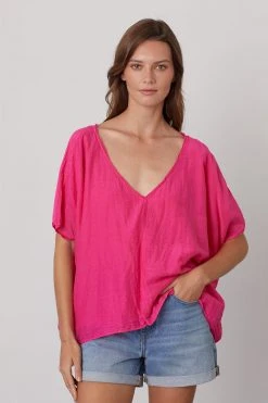 Velvet By Graham & Spencer ALINN BOXY V-NECK TOP