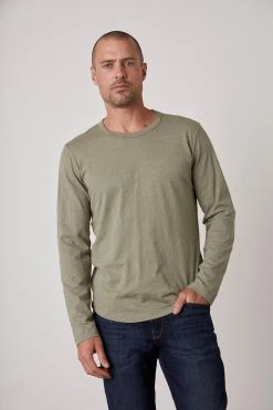 Velvet By Graham & Spencer KAI CREW NECK TEE