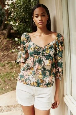 Velvet By Graham & Spencer STASS PRINTED TOP