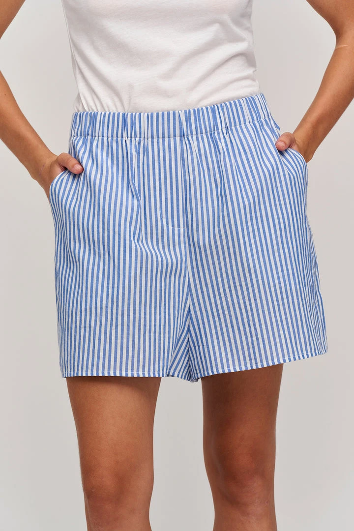 Velvet By Graham & Spencer Womens KAI STRIPED SHORT 4 Velvet By Graham & Spencer Womens KAI STRIPED SHORT
