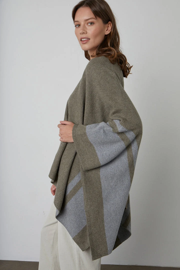 Velvet By Graham & Spencer HARPER OPEN FRONT PONCHO Womens 3 Velvet By Graham & Spencer HARPER OPEN FRONT PONCHO Womens