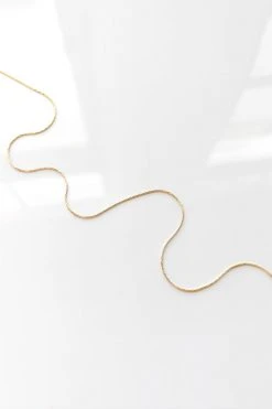 Velvet By Graham & Spencer CATALINA GOLD CHOKER BY THATCH Womens 6 Velvet By Graham & Spencer CATALINA GOLD CHOKER BY THATCH Womens