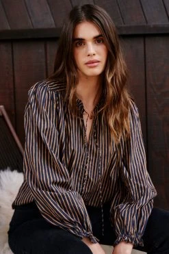 Velvet By Graham & Spencer Womens TRUDIE STRIPED TOP