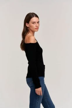 Velvet By Graham & Spencer Womens ROSALINA CUT OUT TOP 12 Velvet By Graham & Spencer Womens ROSALINA CUT OUT TOP