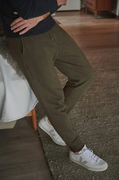 Velvet By Graham & Spencer Mens LEWIS BRUSHED FLEECE JOGGER