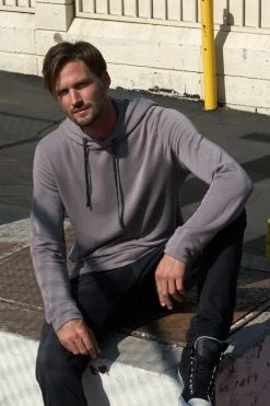 Velvet By Graham & Spencer Mens EVERT LUXE FLEECE PULLOVER HOODIE