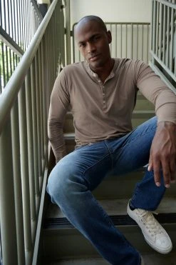 Velvet By Graham & Spencer ALVARO COTTON JERSEY HENLEY Mens 56 Velvet By Graham & Spencer ALVARO COTTON JERSEY HENLEY Mens