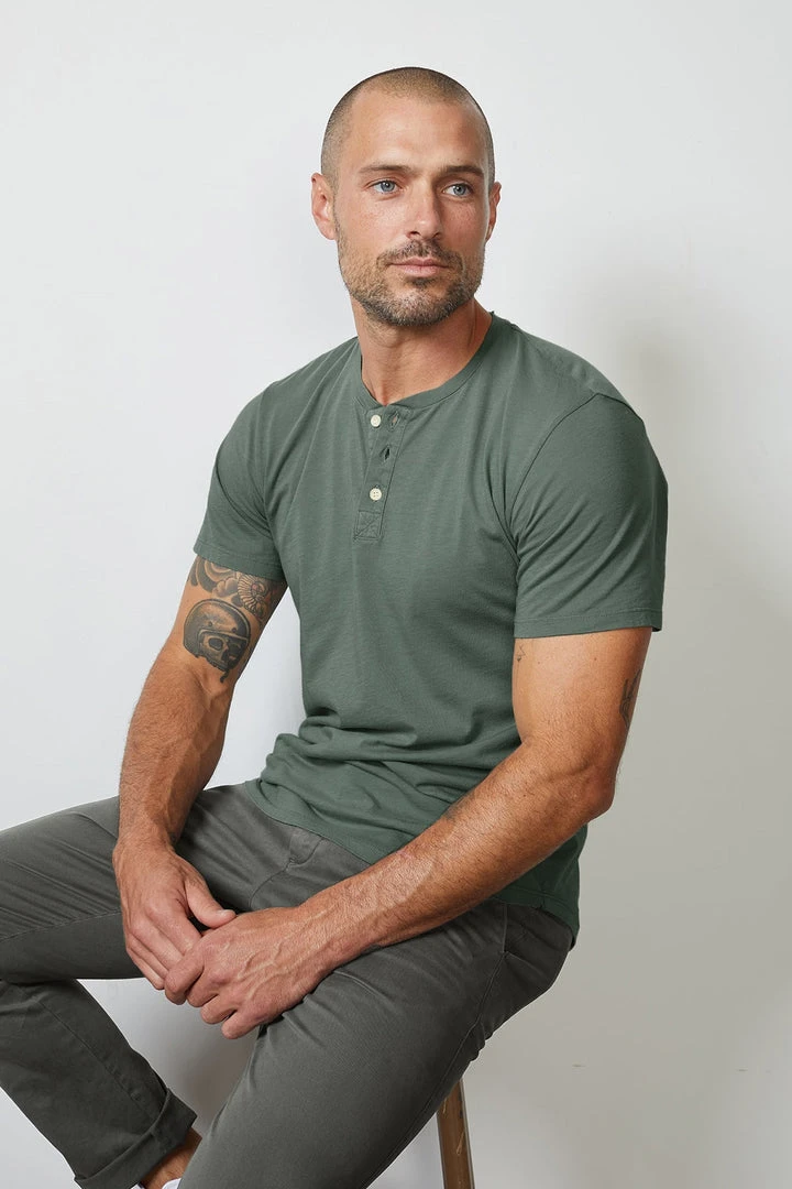 Velvet By Graham & Spencer Mens FULTON SHORT SLEEVE HENLEY 9 Velvet By Graham & Spencer Mens FULTON SHORT SLEEVE HENLEY