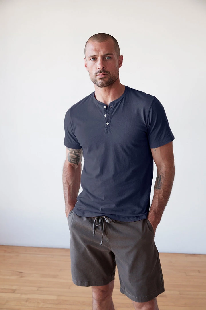 Velvet By Graham & Spencer Mens FULTON SHORT SLEEVE HENLEY 14 Velvet By Graham & Spencer Mens FULTON SHORT SLEEVE HENLEY