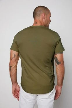 Velvet By Graham & Spencer Mens FULTON SHORT SLEEVE HENLEY