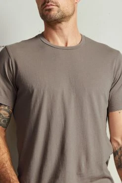 Velvet By Graham & Spencer HOWARD WHISPER CLASSIC CREW NECK TEE Mens 43 Velvet By Graham & Spencer HOWARD WHISPER CLASSIC CREW NECK TEE Mens