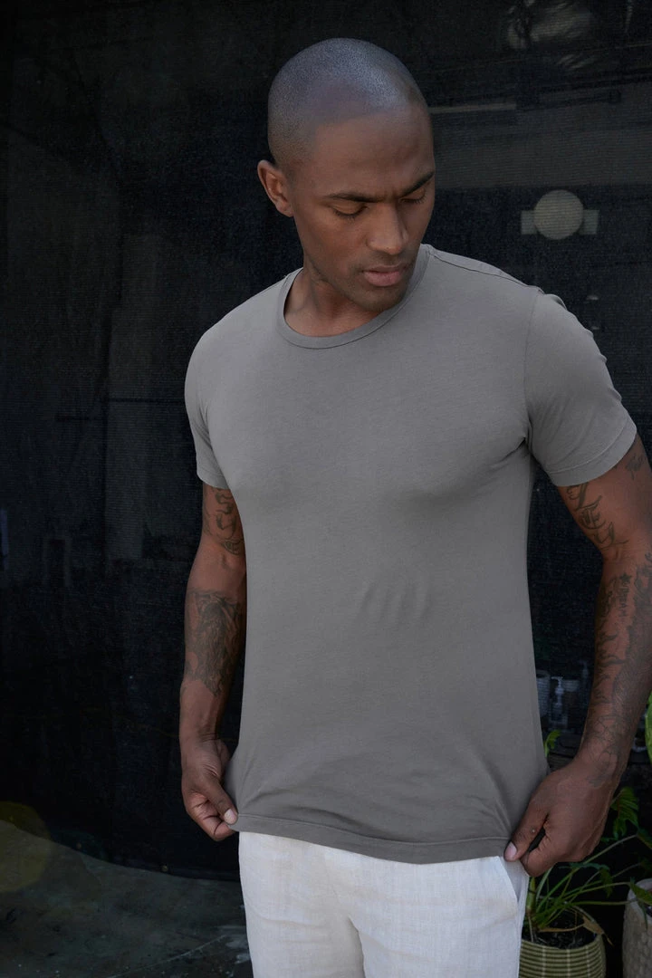 Velvet By Graham & Spencer HOWARD WHISPER CLASSIC CREW NECK TEE Mens 26 Velvet By Graham & Spencer HOWARD WHISPER CLASSIC CREW NECK TEE Mens