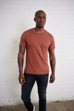 Velvet By Graham & Spencer HOWARD WHISPER CLASSIC CREW NECK TEE Mens 35 Velvet By Graham & Spencer HOWARD WHISPER CLASSIC CREW NECK TEE Mens