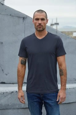 Velvet By Graham & Spencer SAMSEN WHISPER CLASSIC V-NECK TEE
