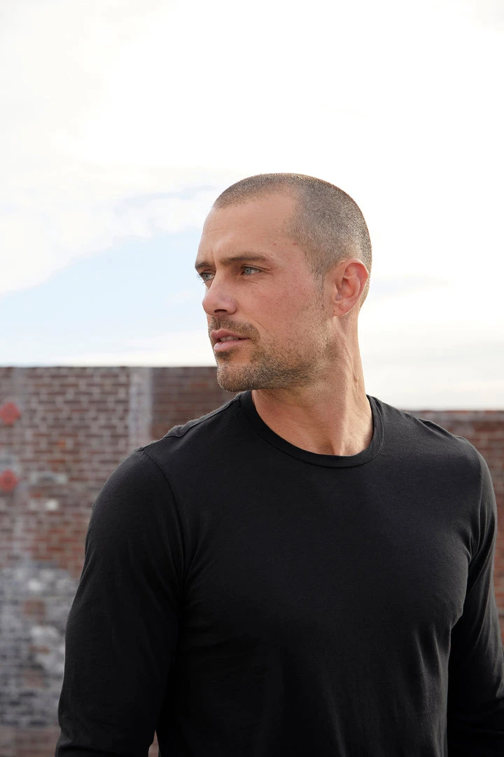 Velvet By Graham & Spencer SKEETER WHISPER CLASSIC CREW NECK TEE 30 Velvet By Graham & Spencer SKEETER WHISPER CLASSIC CREW NECK TEE