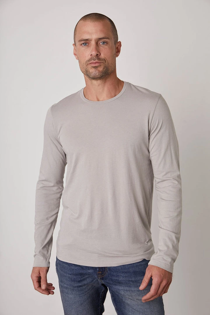 Velvet By Graham & Spencer SKEETER WHISPER CLASSIC CREW NECK TEE Mens 26 Velvet By Graham & Spencer SKEETER WHISPER CLASSIC CREW NECK TEE Mens