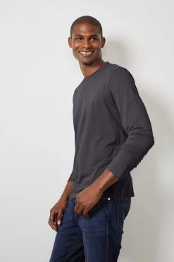 Velvet By Graham & Spencer SKEETER WHISPER CLASSIC CREW NECK TEE Mens 57 Velvet By Graham & Spencer SKEETER WHISPER CLASSIC CREW NECK TEE Mens