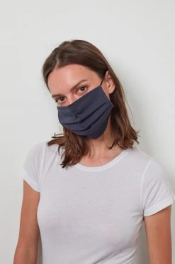 Velvet By Graham & Spencer Womens WINNIE FACE MASK 10 Velvet By Graham & Spencer Womens WINNIE FACE MASK