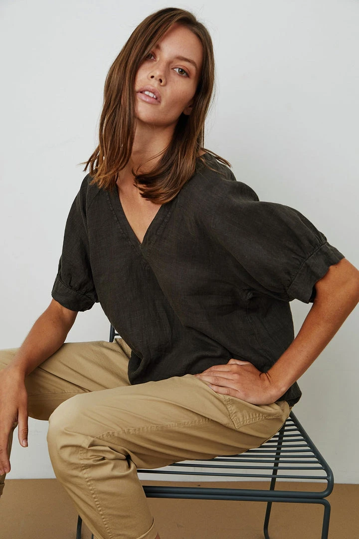 Velvet By Graham & Spencer Womens ADLEY LINEN TOP 10 Velvet By Graham & Spencer Womens ADLEY LINEN TOP