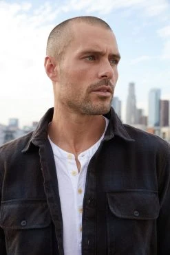 Velvet By Graham & Spencer BRYSON PLAID BUTTON-UP Mens 26 Velvet By Graham & Spencer BRYSON PLAID BUTTON-UP Mens