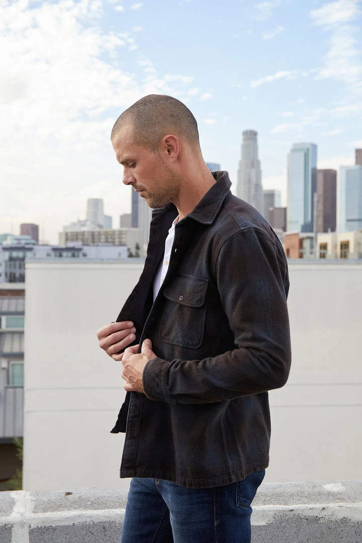 Velvet By Graham & Spencer BRYSON PLAID BUTTON-UP Mens 10 Velvet By Graham & Spencer BRYSON PLAID BUTTON-UP Mens