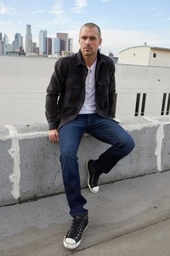 Velvet By Graham & Spencer BRYSON PLAID BUTTON-UP Mens 23 Velvet By Graham & Spencer BRYSON PLAID BUTTON-UP Mens