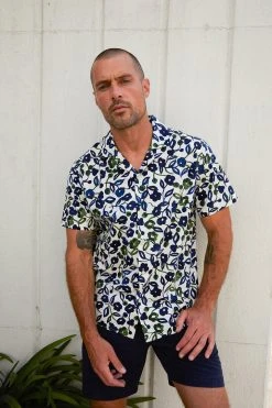 Velvet By Graham & Spencer ISAIAH PRINTED BUTTON-UP SHIRT