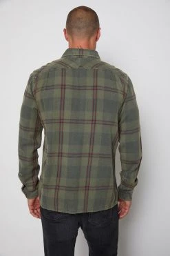 Velvet By Graham & Spencer KIRK PLAID BUTTON-UP SHIRT Mens 19 Velvet By Graham & Spencer KIRK PLAID BUTTON-UP SHIRT Mens